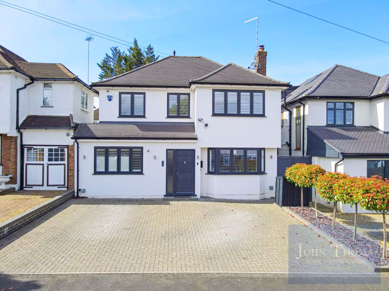 4 bedroom detached house for sale 0