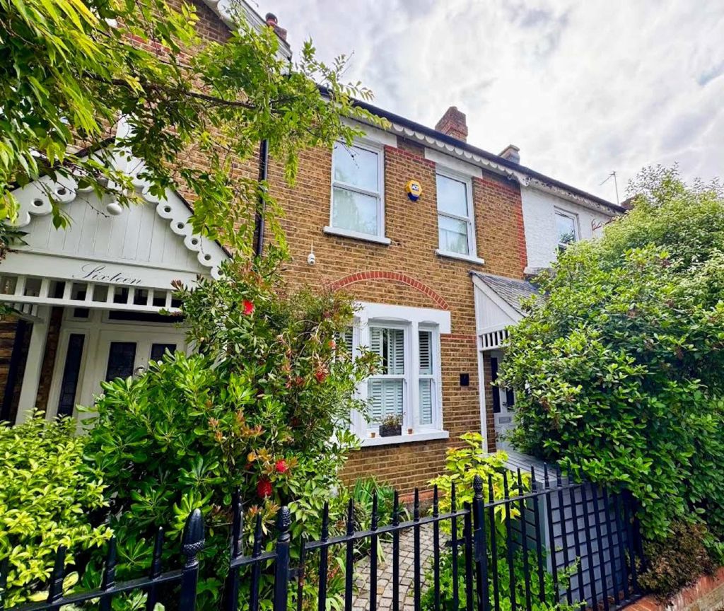 4 bedroom property for sale 0