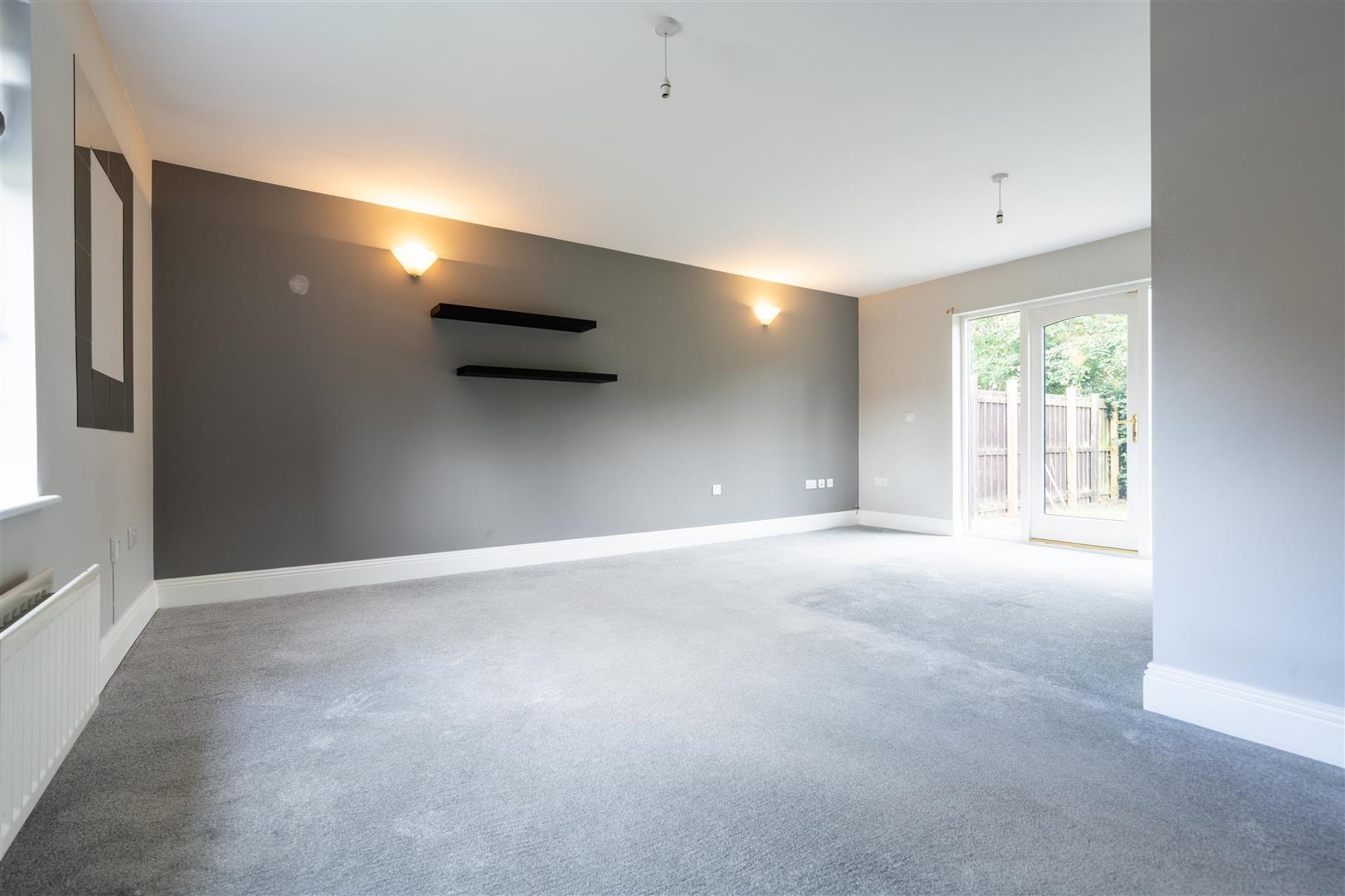 8 North Farm, Pegswood Village, Morpeth photo 3