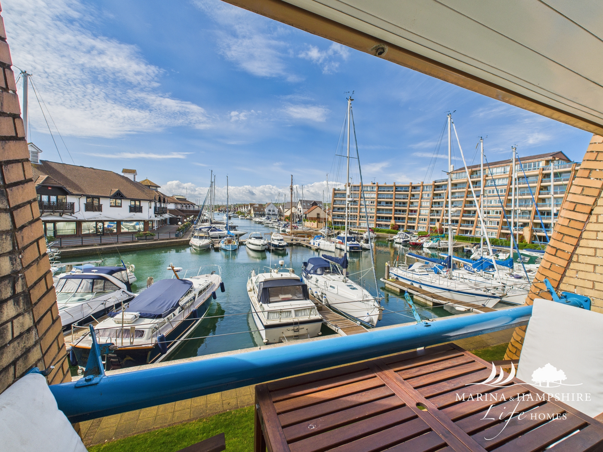 41, Oyster Quay, Portsmouth photo 4