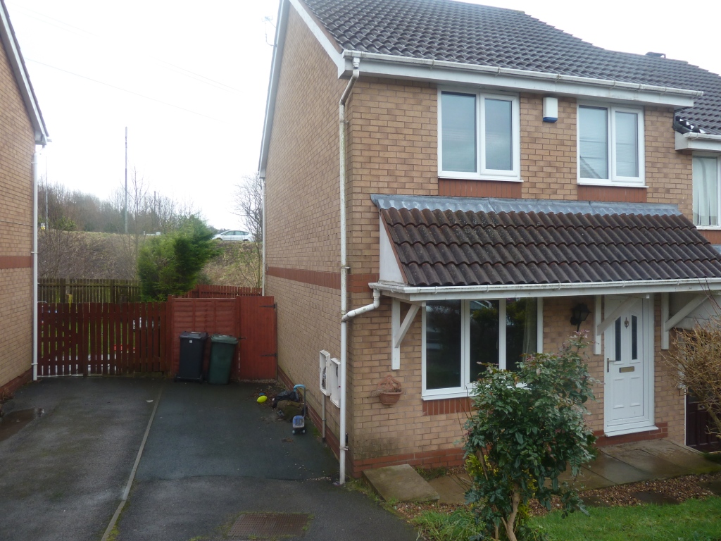 Free property report 41 Ploughmans Croft, Bradford, BD2 1LE Chimnie