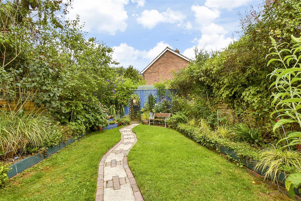 Billingshurst Road, Broadbridge Heath photo 4