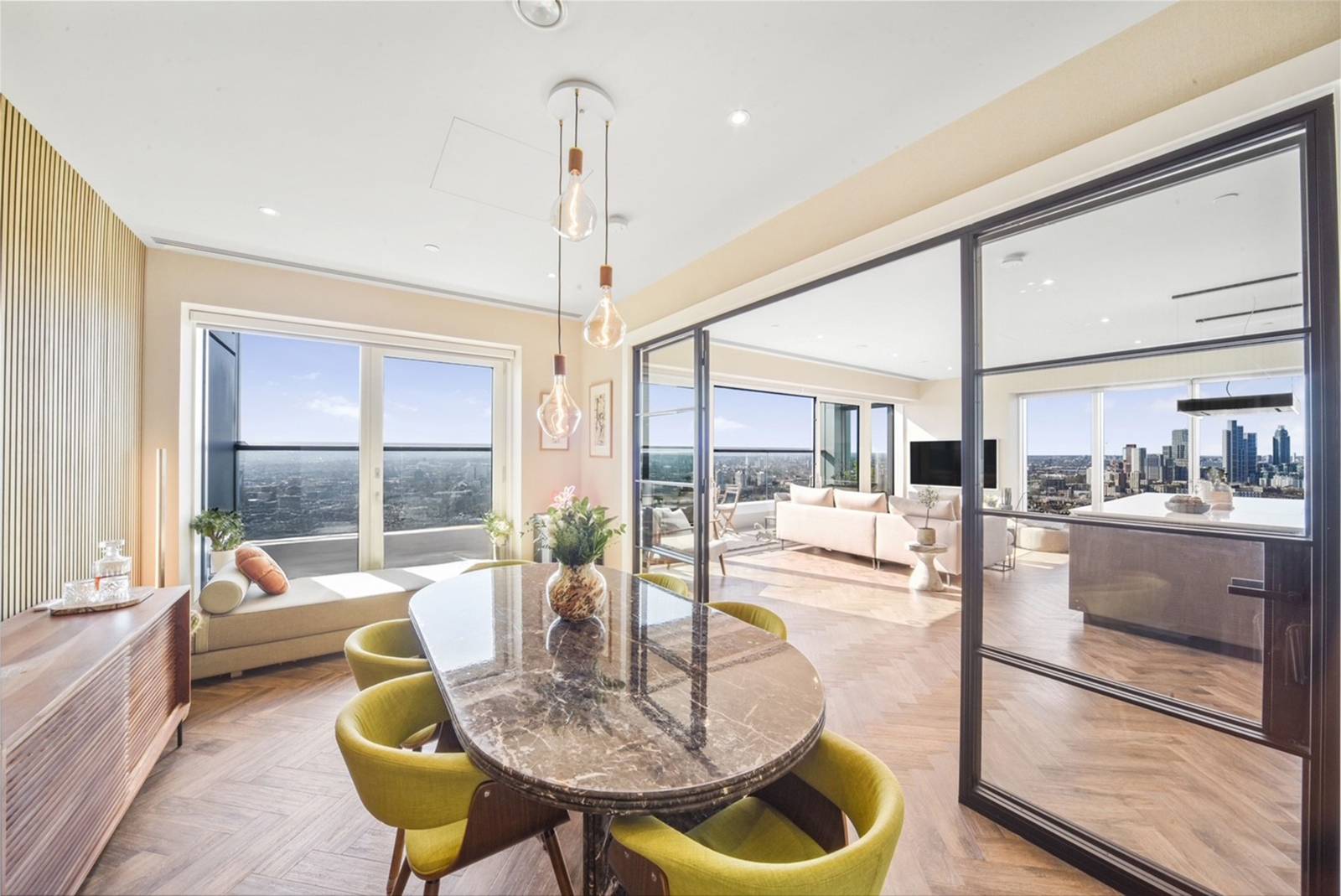 3 bedroom flat for sale 0