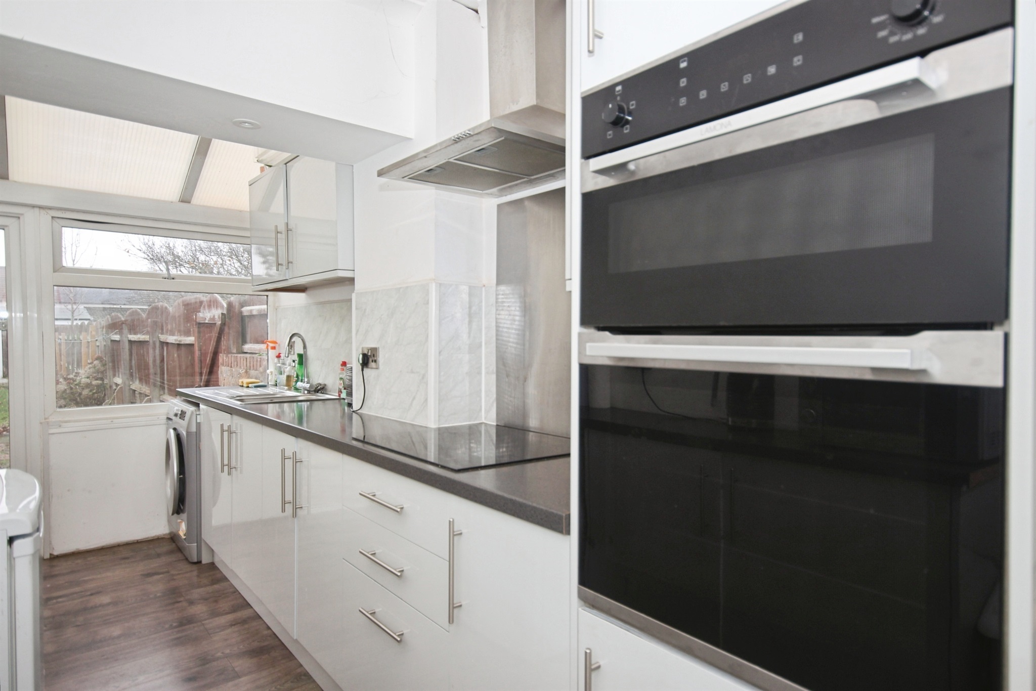 32, Wyken Avenue, Coventry photo 3