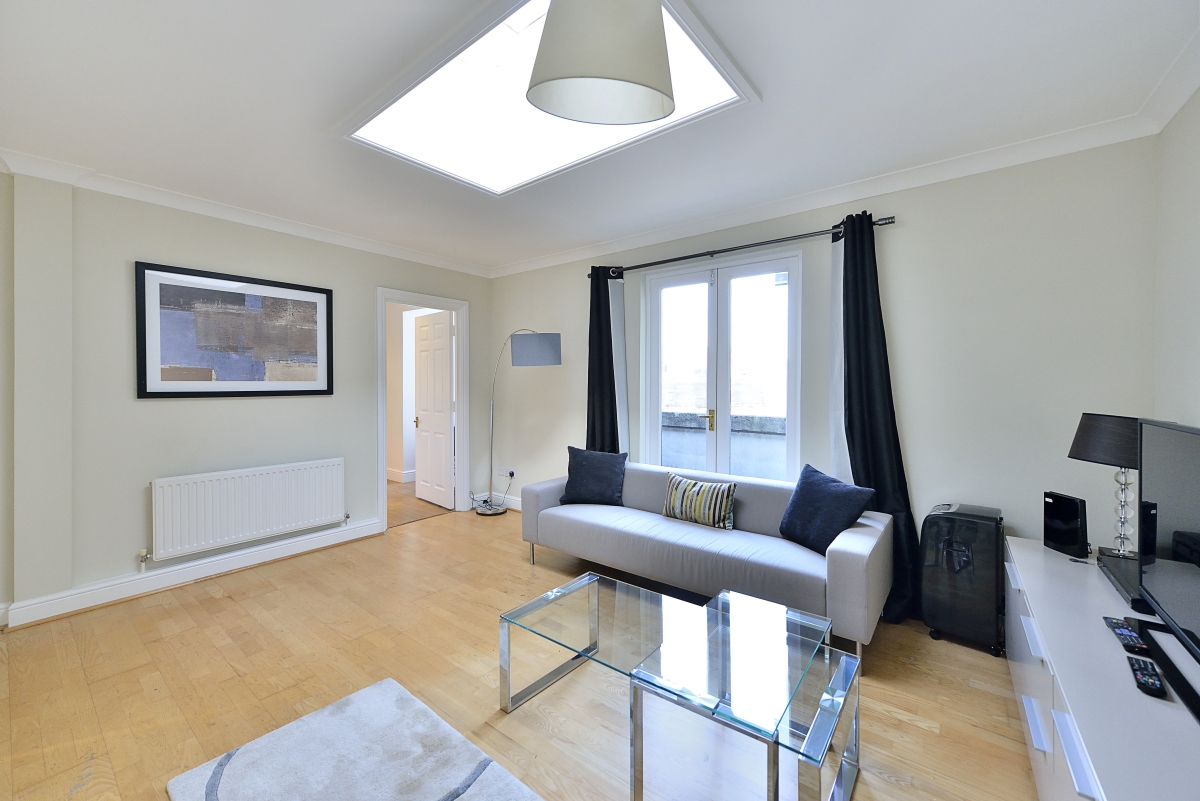 33, Cree House, 18-20, Creechurch Lane, London photo 4