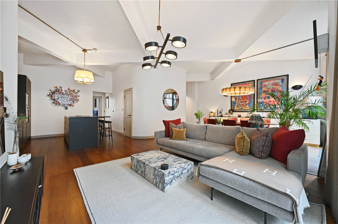 2 bedroom flat for sale 0