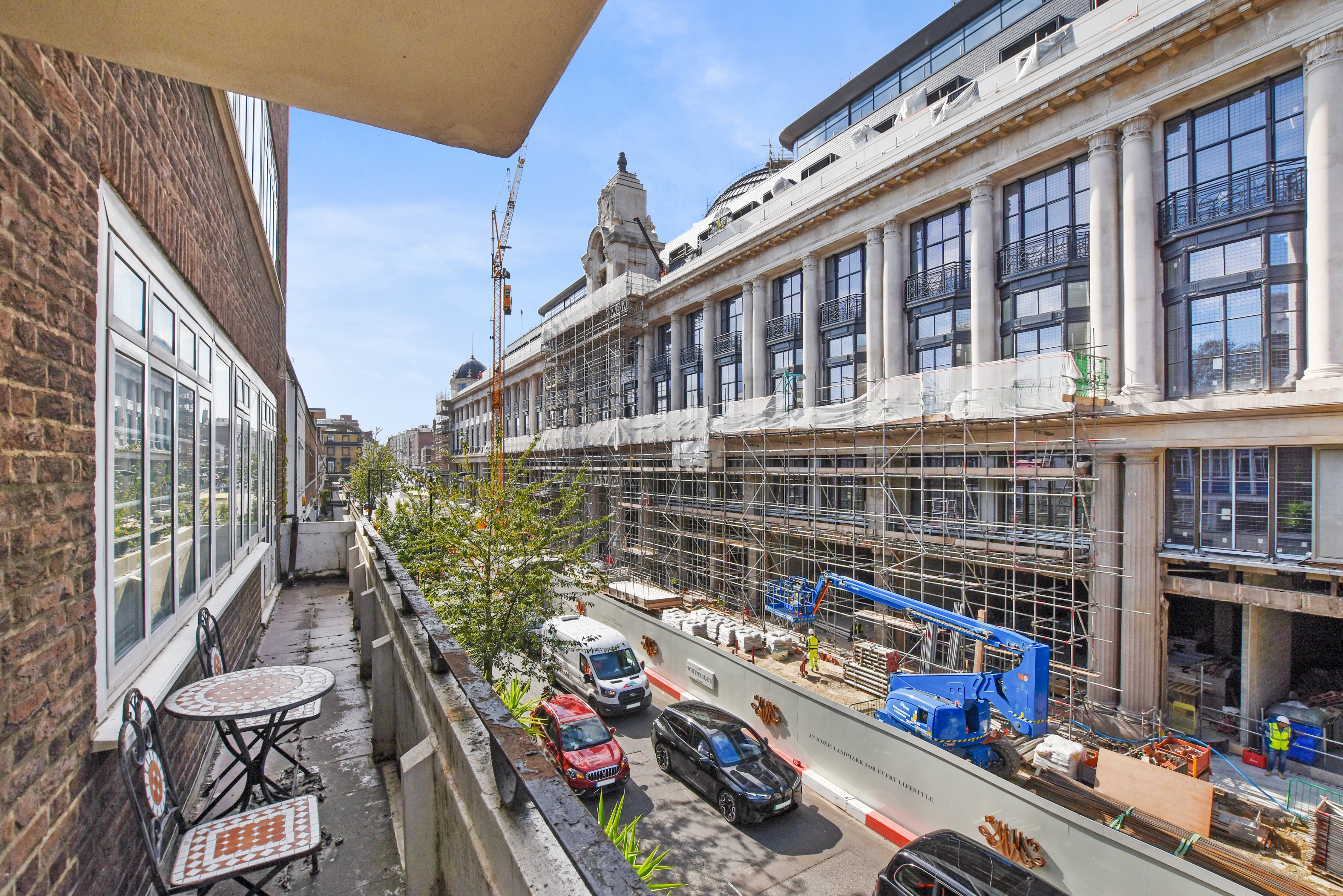 5 bedroom flat for sale 0