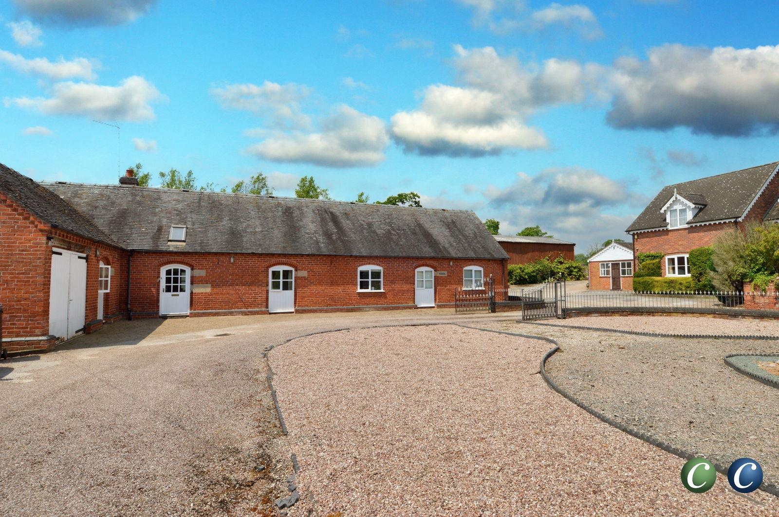 5 bedroom farmhouse for sale 0