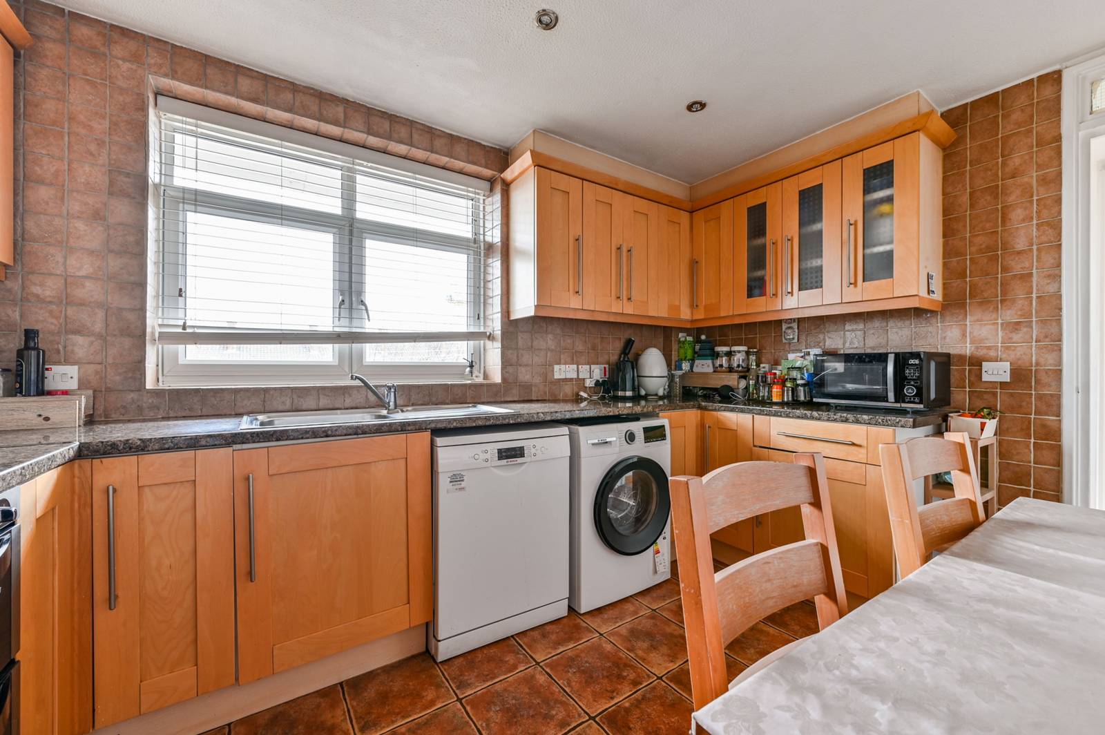 Dalmeny Avenue, Camden photo 4