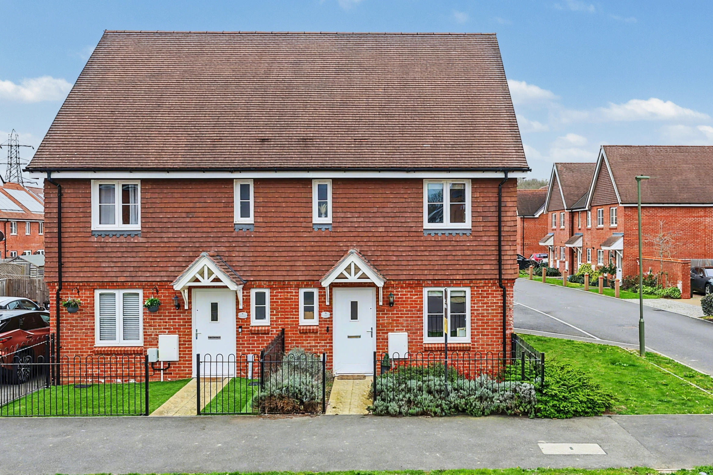 3-bed house on 10, Hoadley Road, Surrey, £430,000