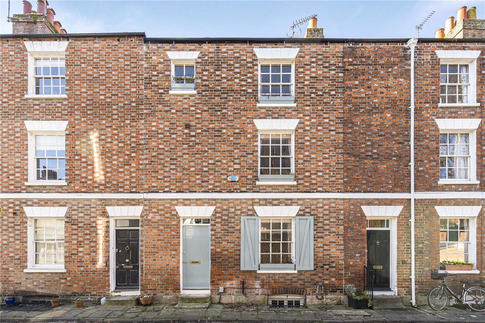 6 bedroom end terrace house for sale in London