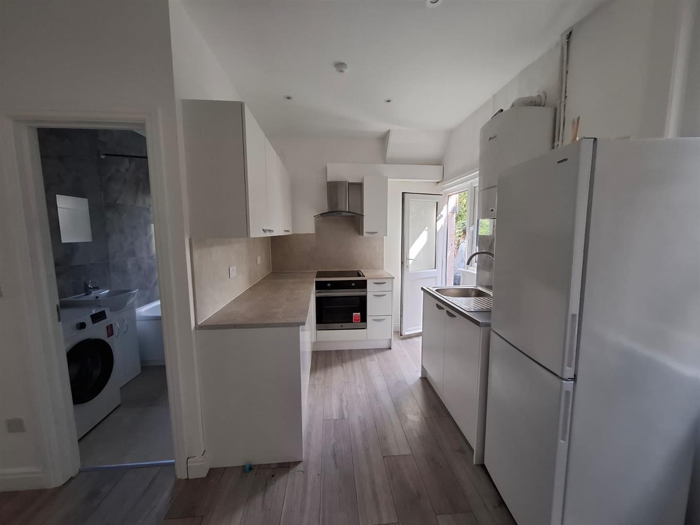 70, Samos Road, London photo 5
