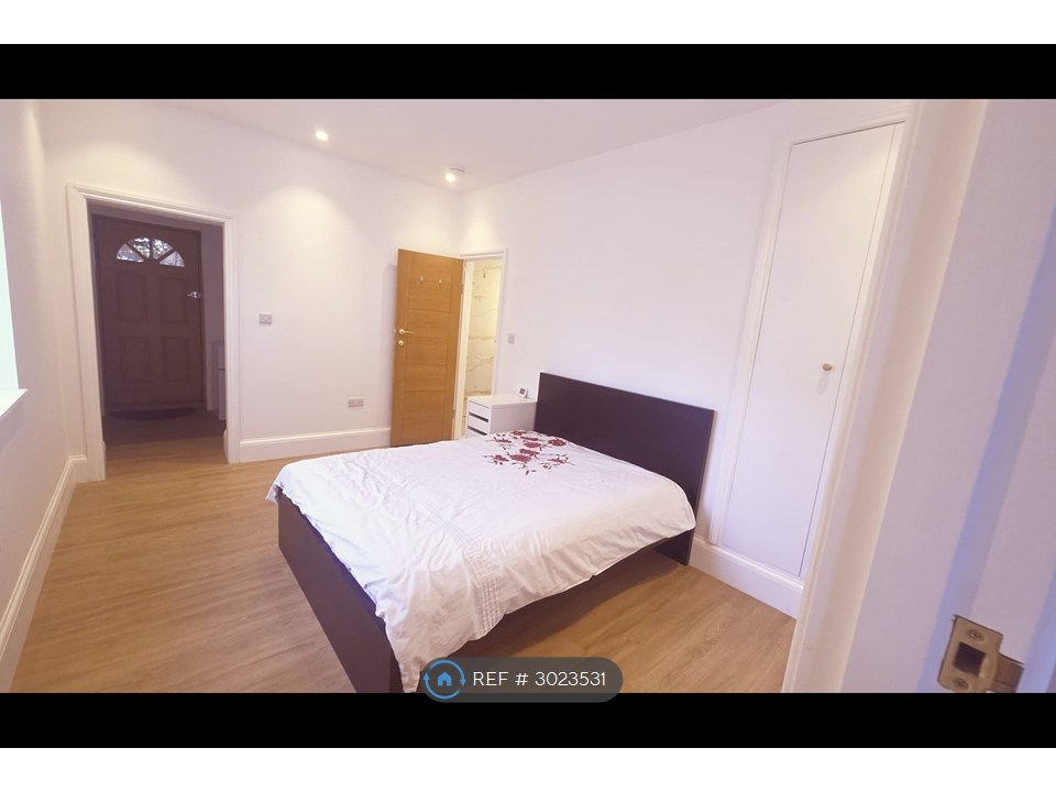 Madeira Avenue, Bromley photo 5