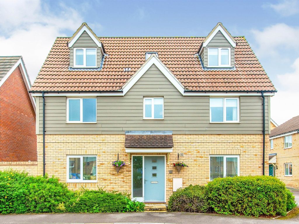 36, Vickers Way, Cambridge photo 2