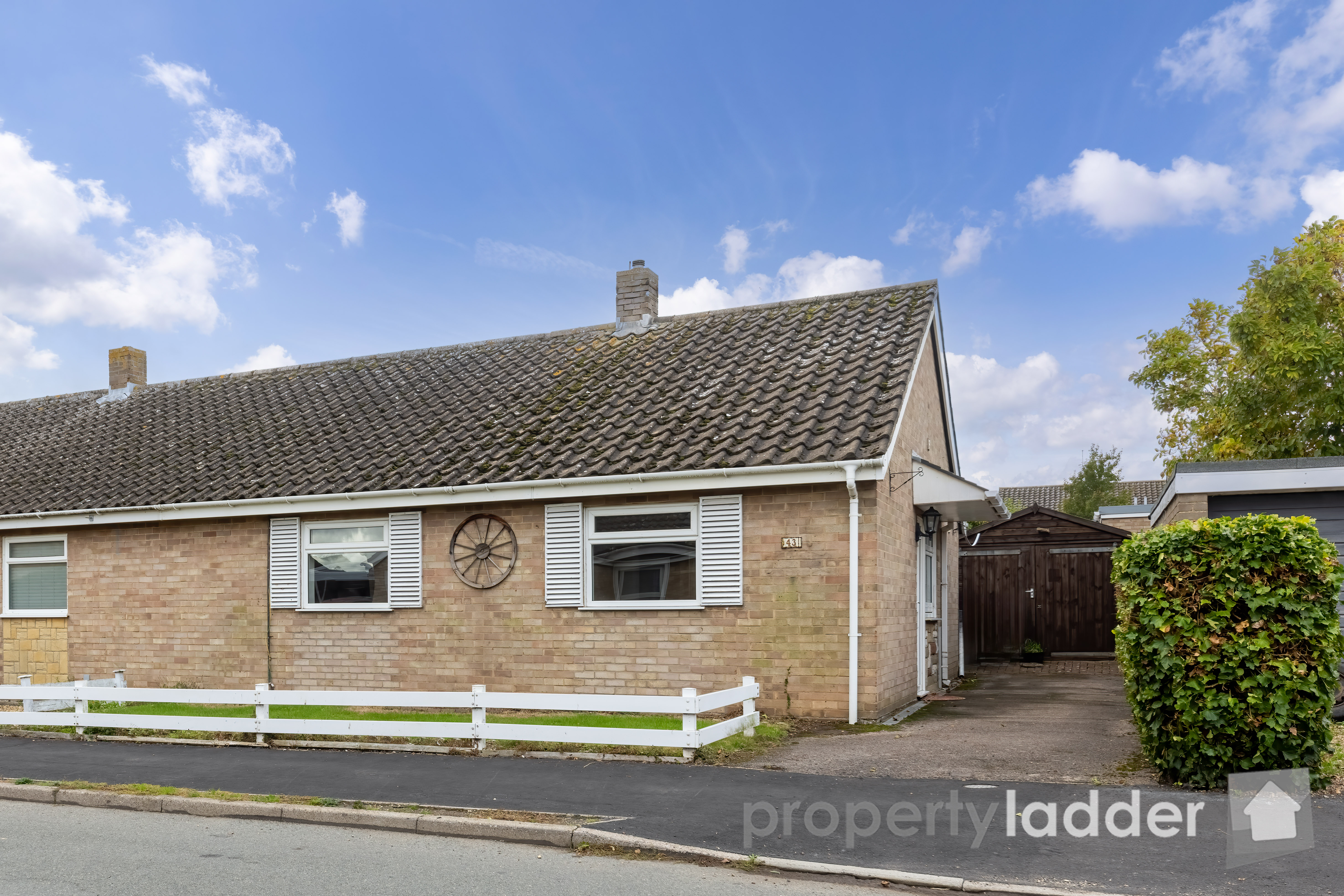 2-bed detached on 43, Three Corner Drive, Norwich, £250,000