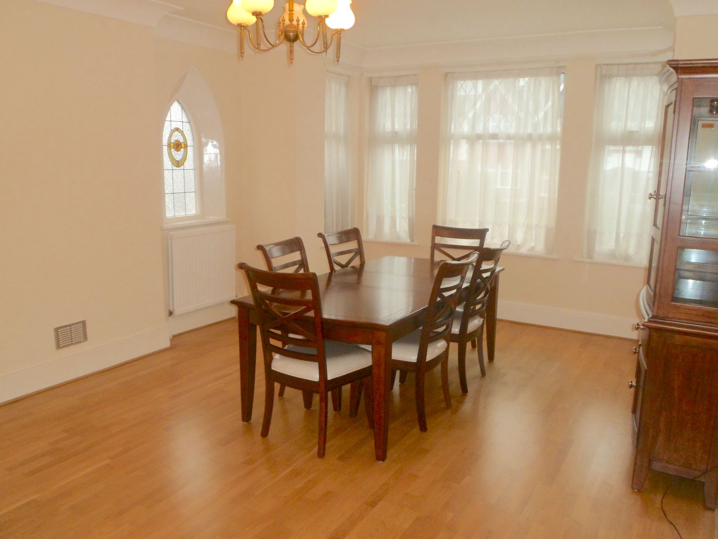 4 bedroom detached house for sale 0