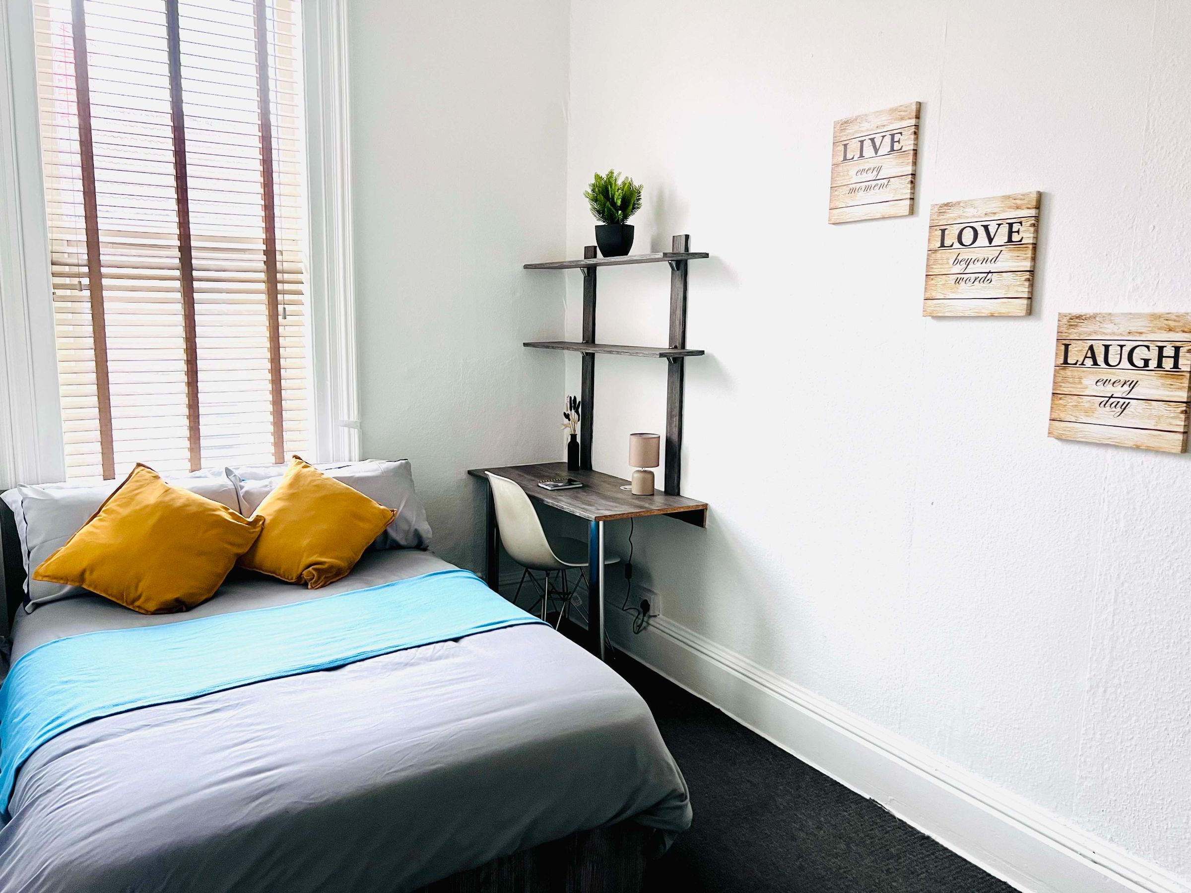 Room 4, 16 Ryde Street, Hull photo 5