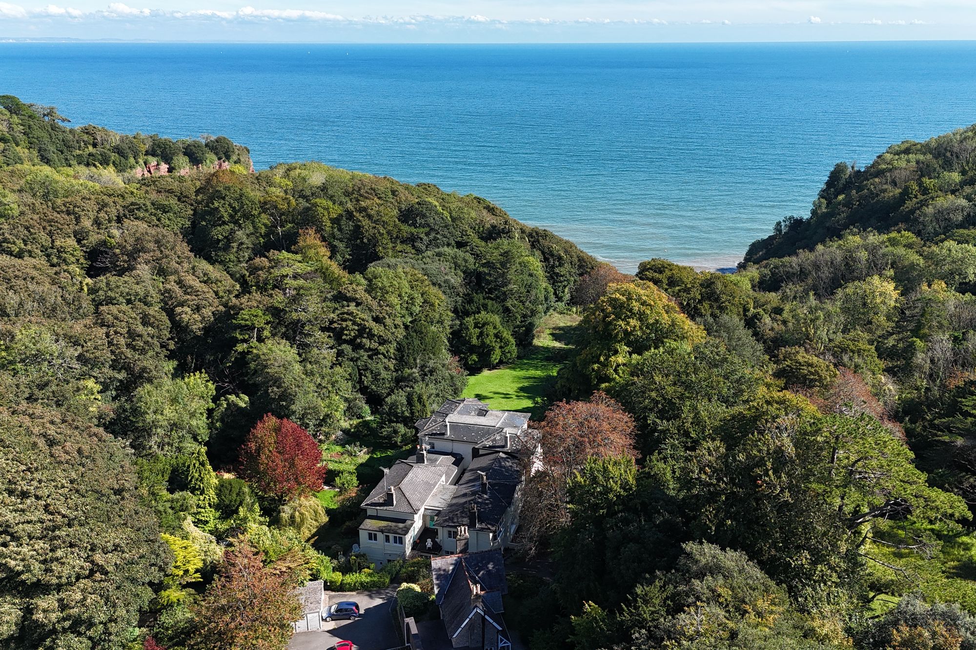 3 Watcombe Court, Torquay photo 4