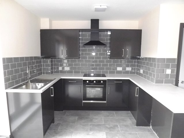 2 Bedrooms Flat to rent in Cannon Hall Road, Sheffield S5