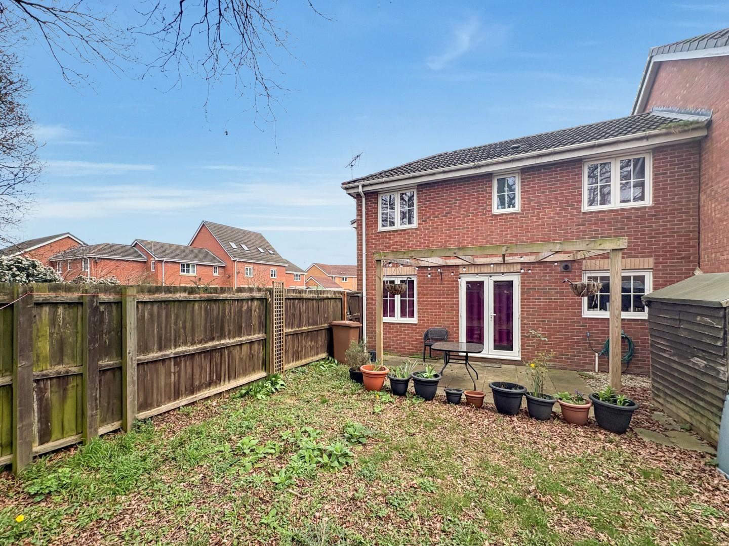 2 bed terraced house for sale