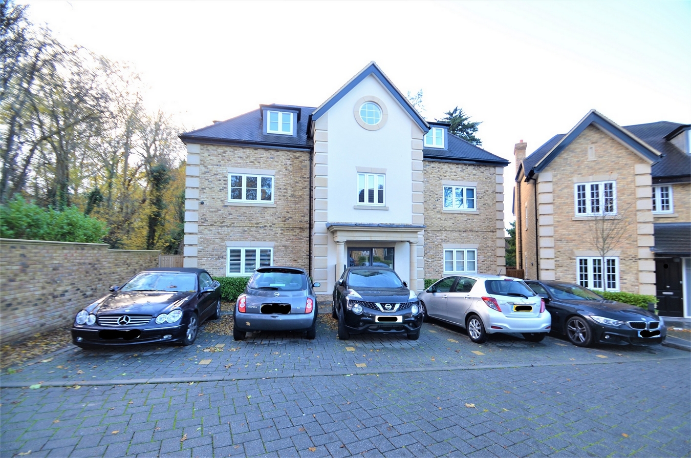 3 Bedrooms Flat for sale in Cranberry Close, The Park, Mill Hill NW7