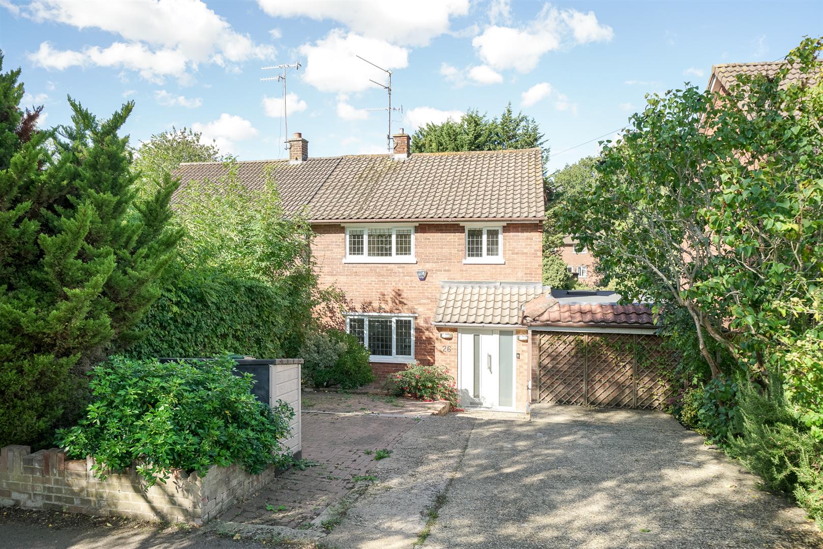 4-bed semi-detached on 26, Ladies Grove, St. Albans, £775,000