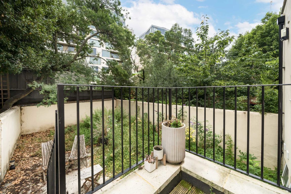 10 bedroom property for sale 0