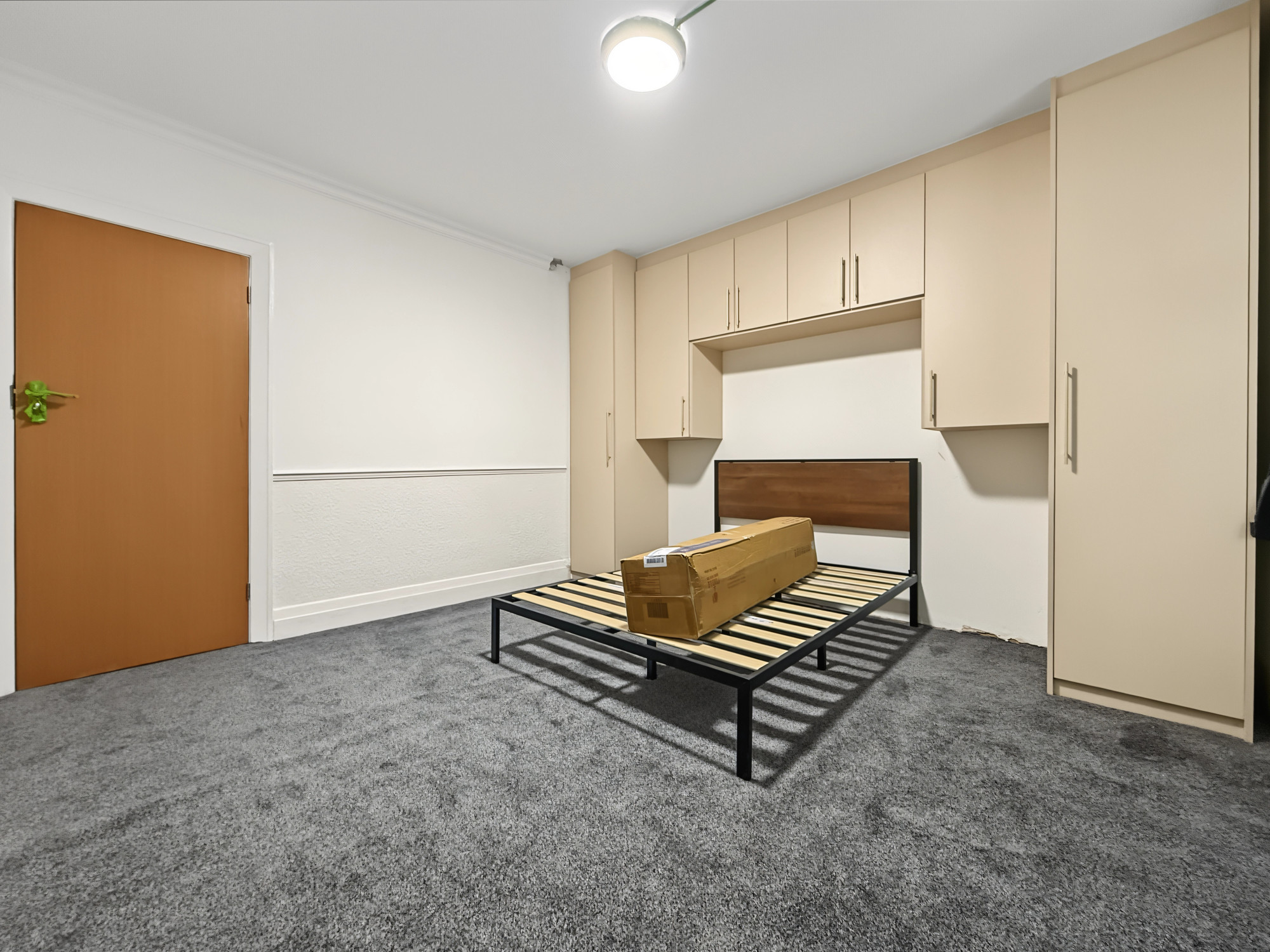 Room 2, 20, Old Cote Drive, Hounslow photo 5