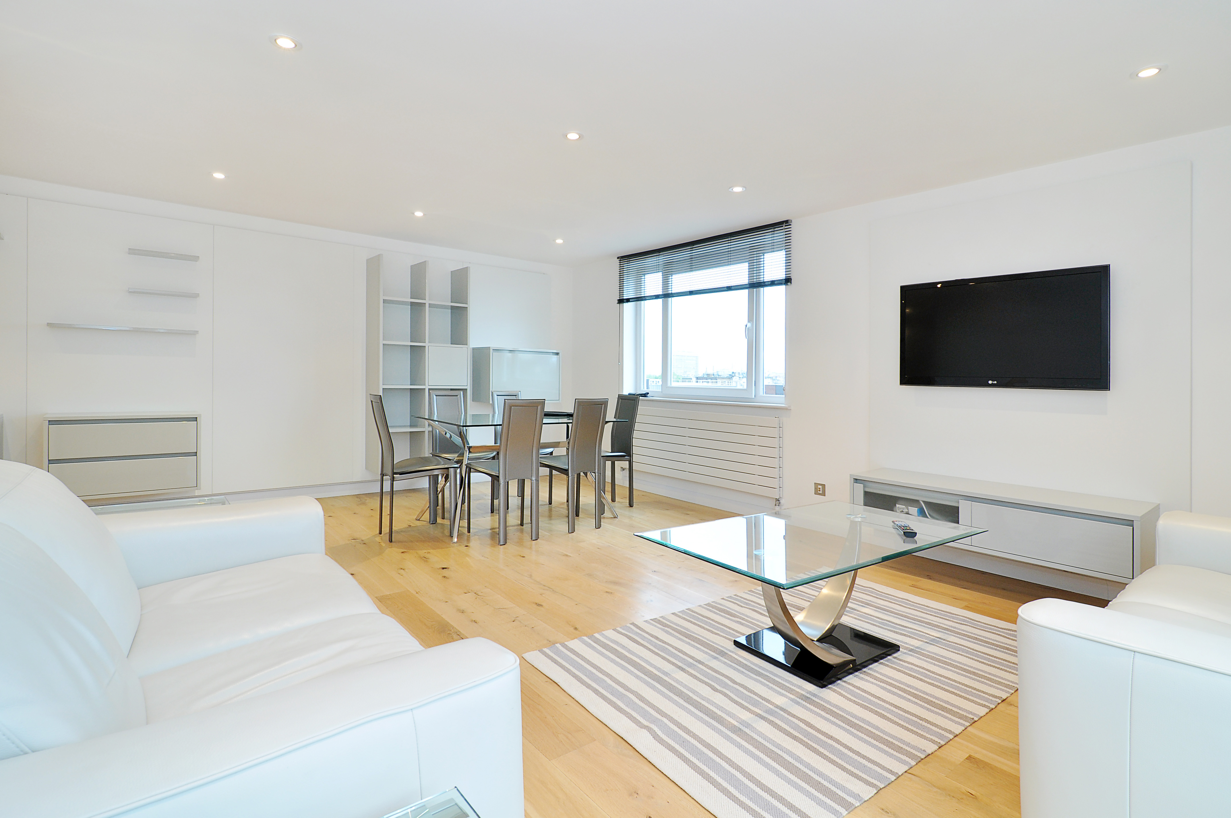 2 bedroom flat for sale 0