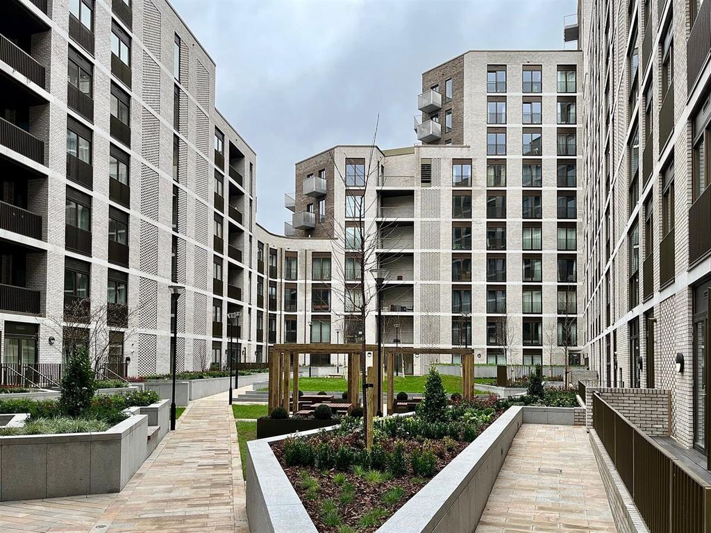 2 bedroom flat for sale 0