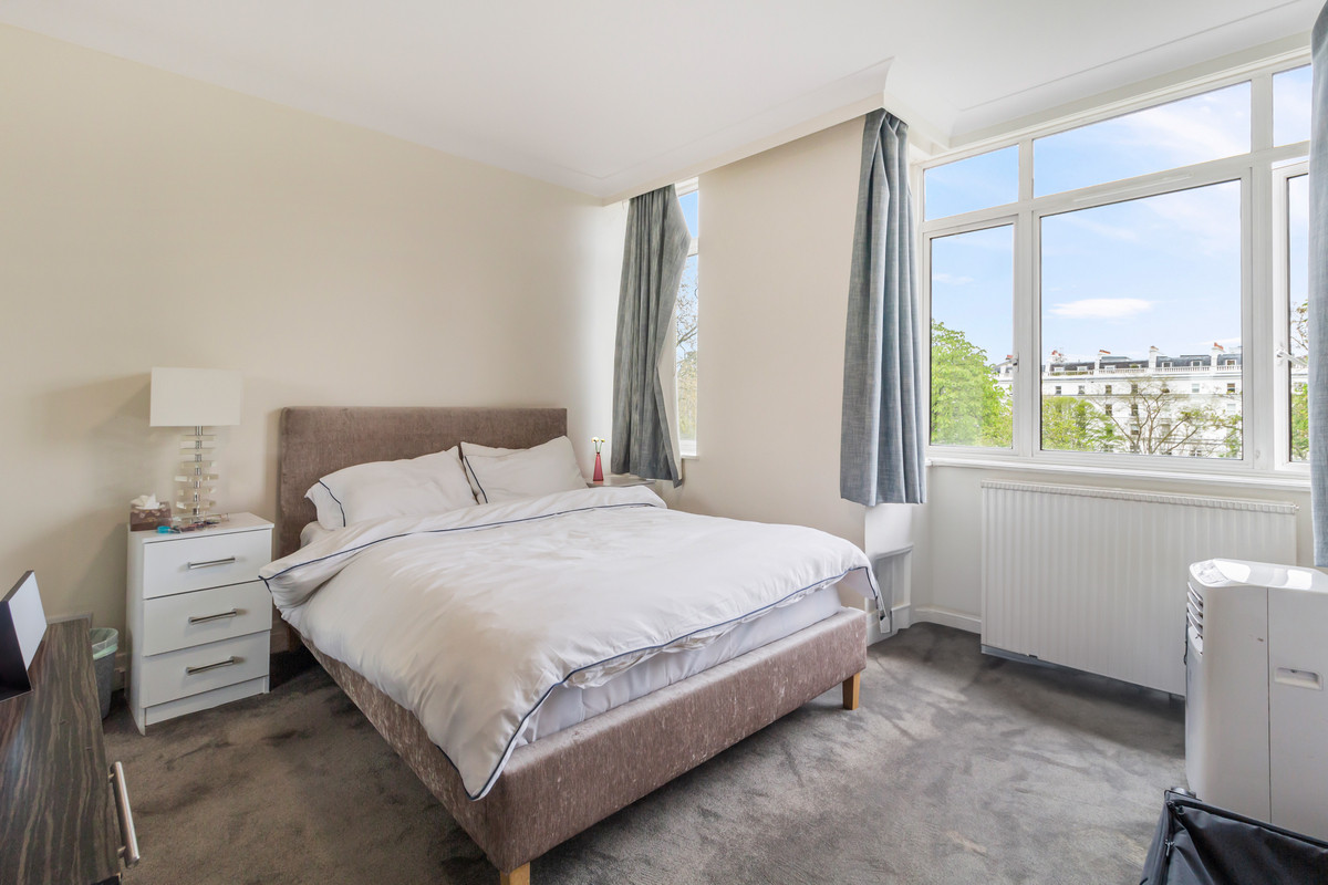 2 bedroom flat for sale 0