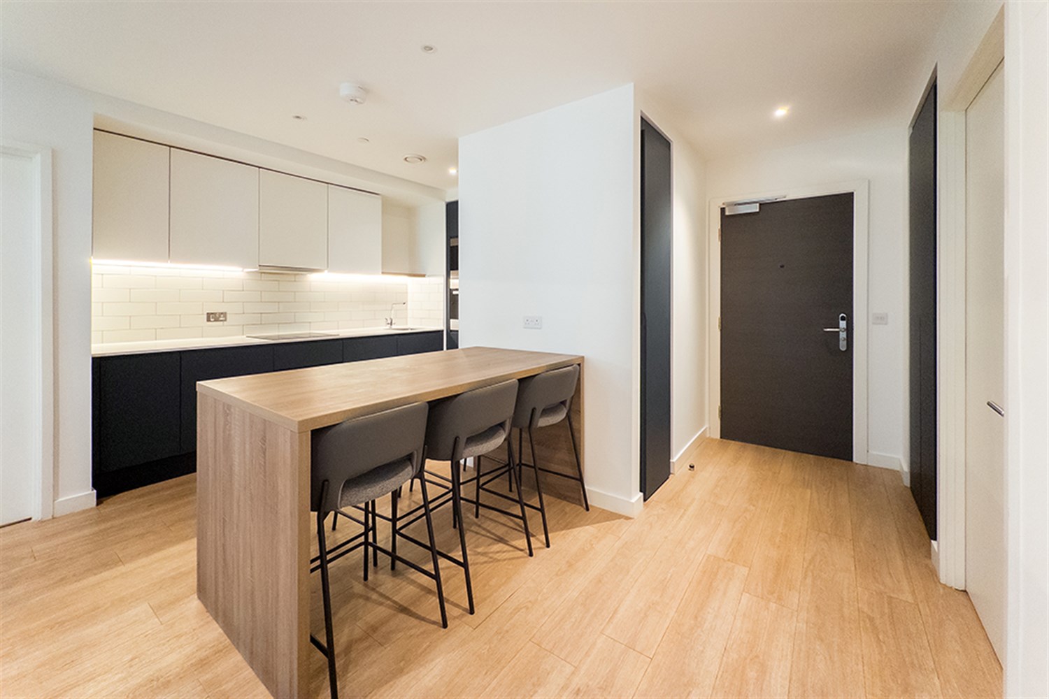 3, Bed - Circle Square, Manchester photo 4