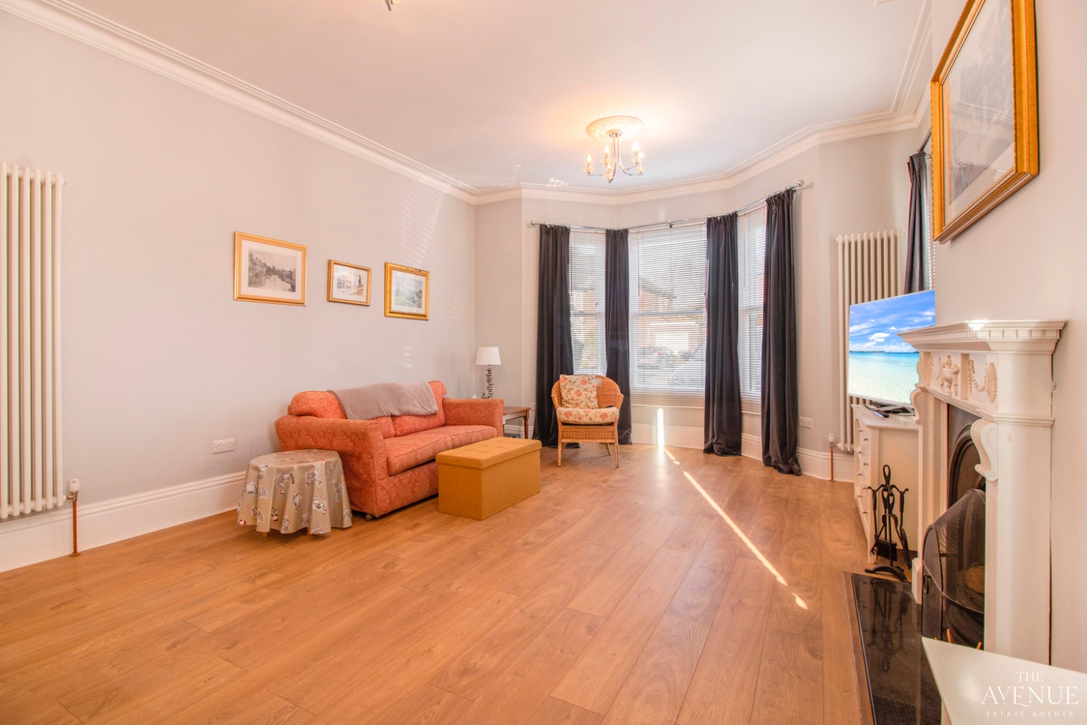 5 bedroom detached house for sale 0