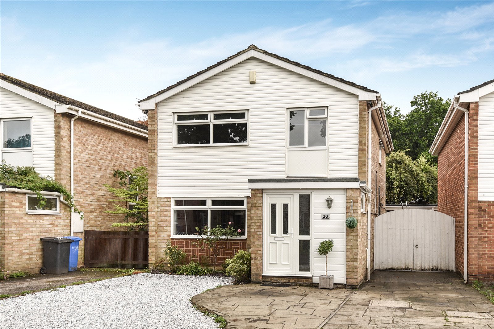 Free property report 10 Globe Farm Lane, Blackwater, Camberley, GU17