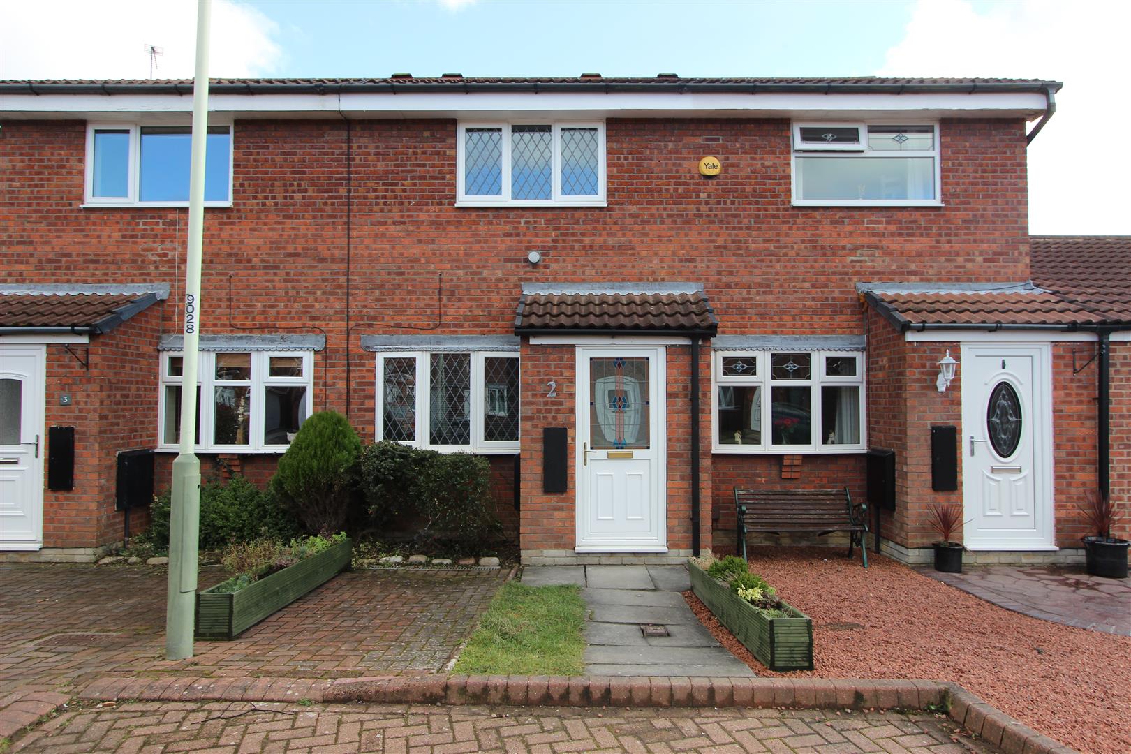 Free property report 2 Warner Grove, Darlington, DL3 0YD Chimnie