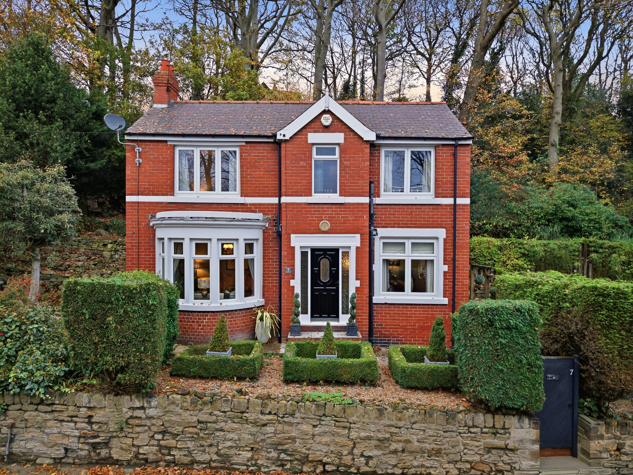4-bed detached on 7, Kingwell Road, Barnsley, £360,000