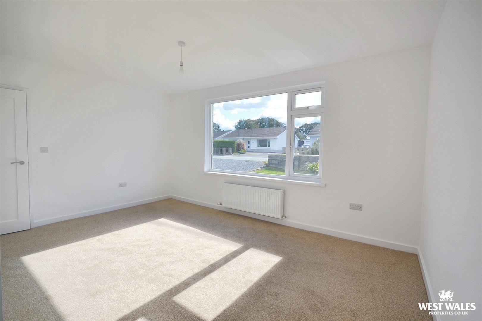 Dymani, Cilgerran Road, Penybryn Cardigan photo 4