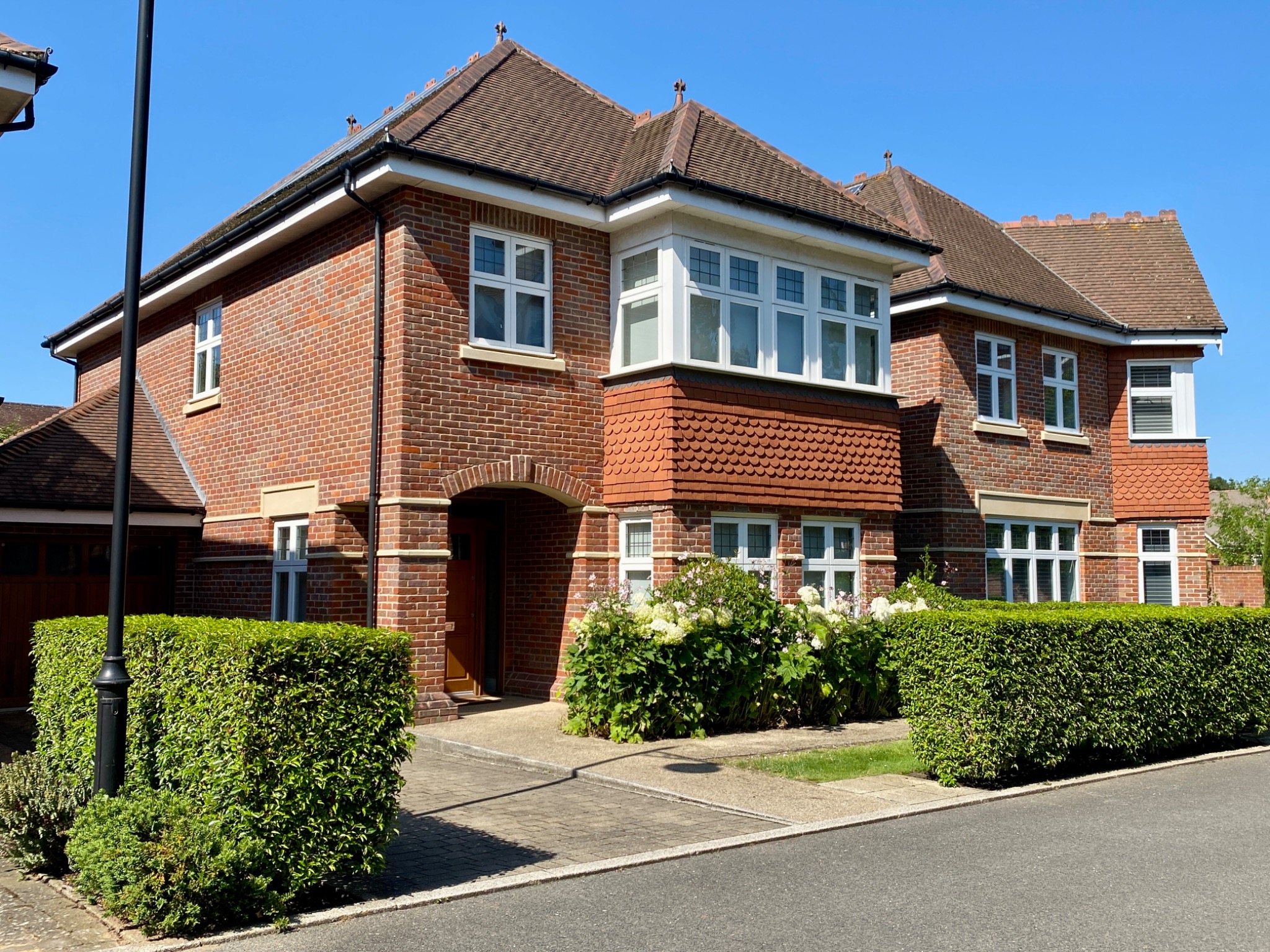 4 bedroom detached house for sale 0