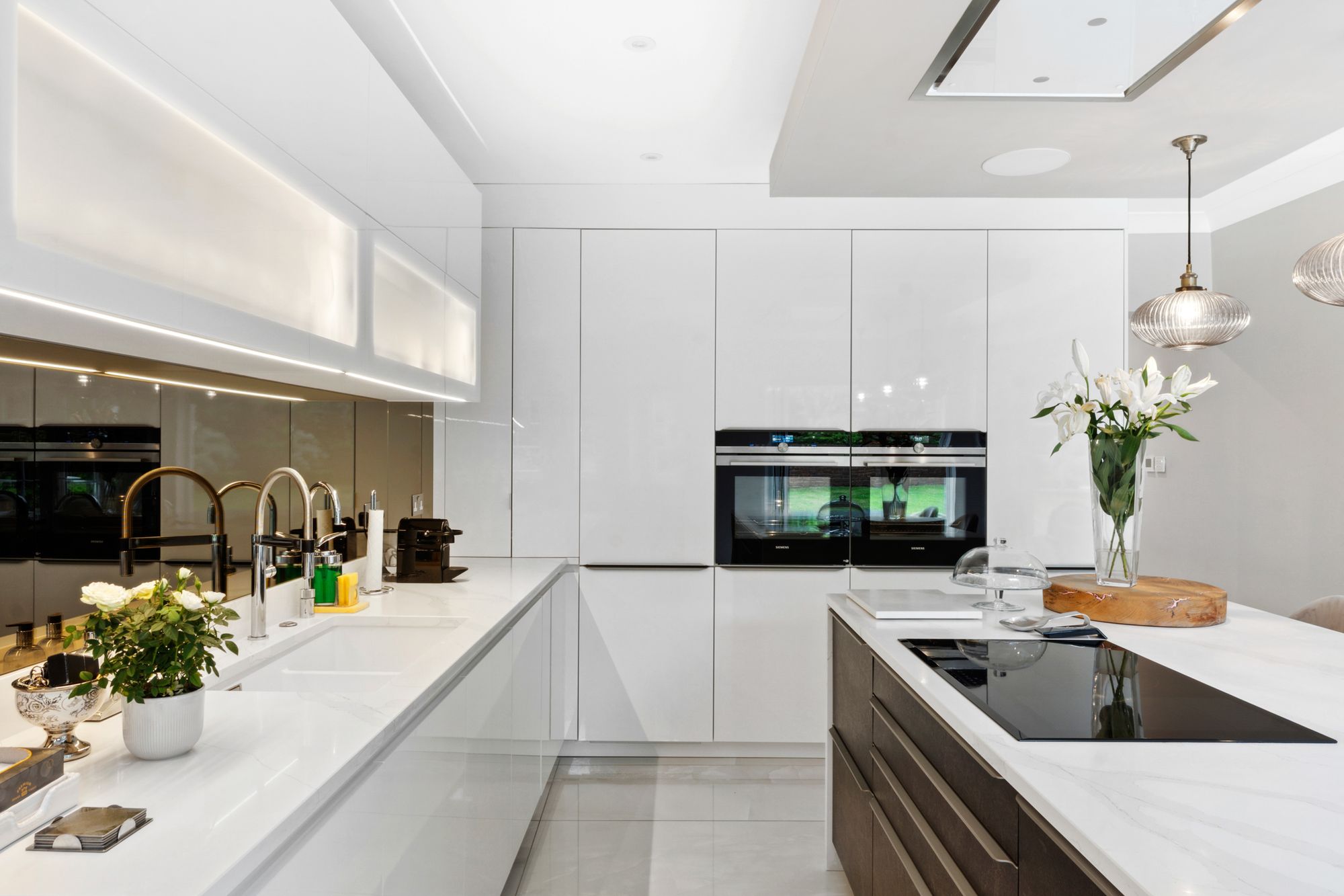 4 bedroom semi-detached house for sale 0