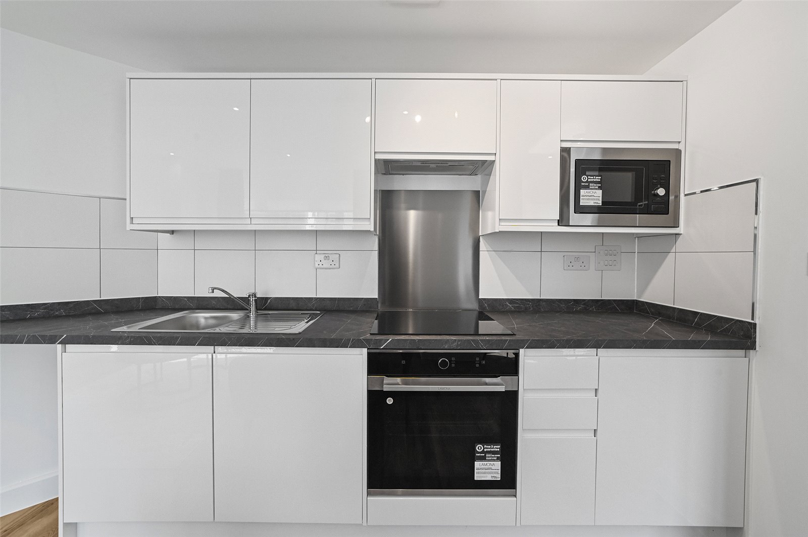 Flat 9, Weddel House, 15, West Smithfield, London photo 4