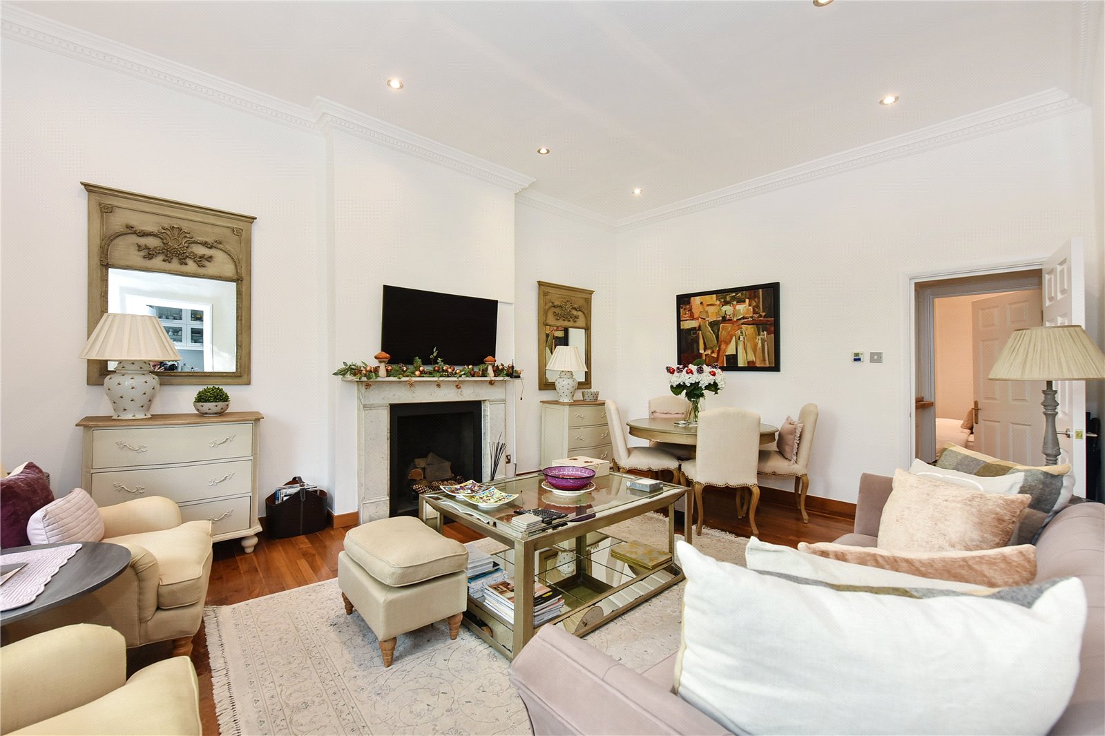 2 bedroom flat for sale 0