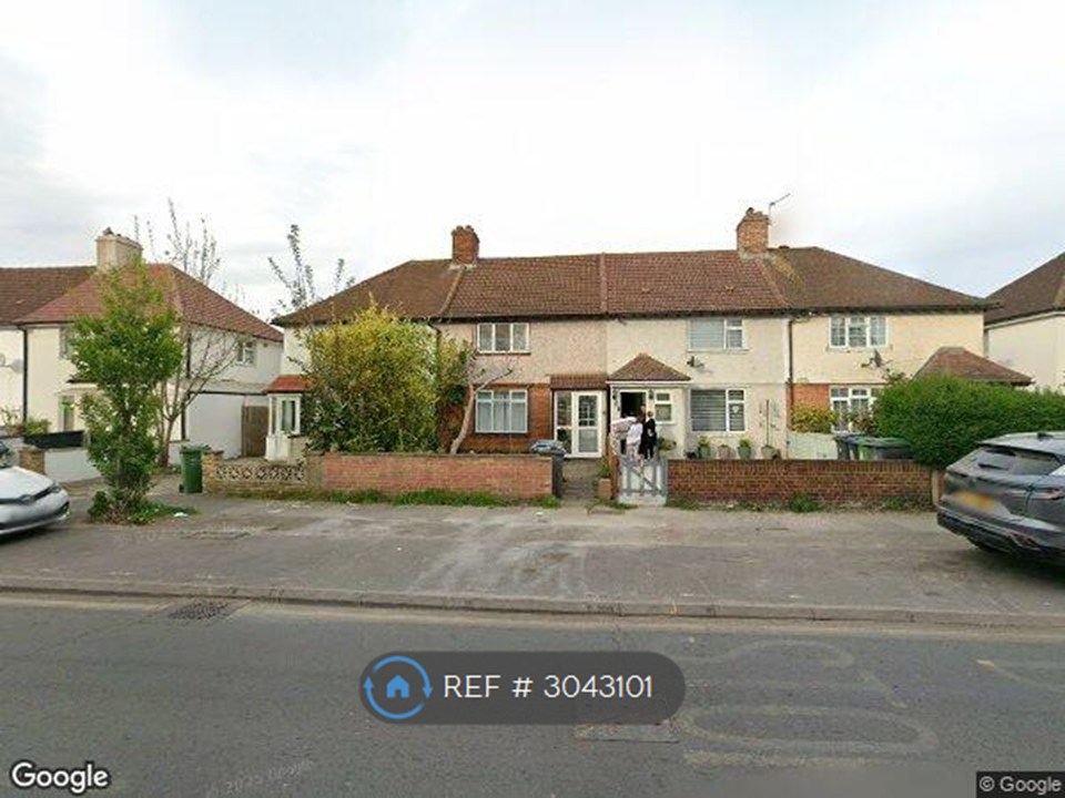 Kingston Road, Kingston Upon Thames photo 2