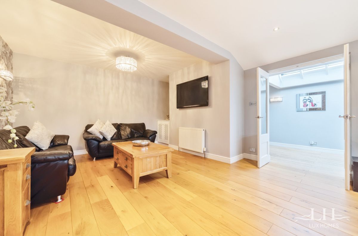 Photos of Ferndown, Hornchurch RM11 66853450 PrimeLocation