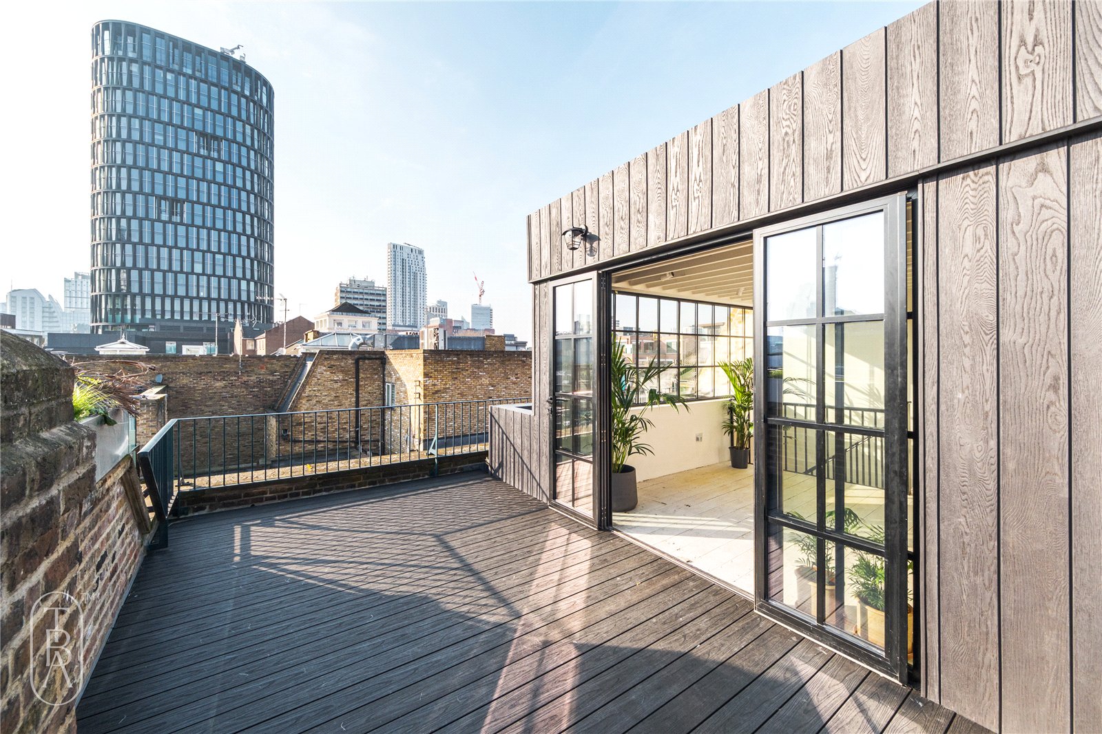 2 bedroom terraced house for sale 0