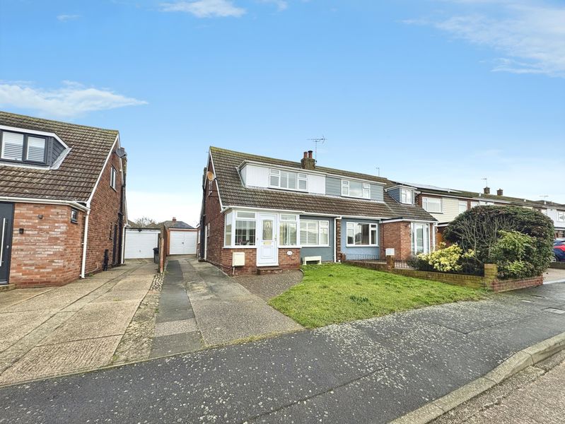 9, Elizabeth Way, Colchester photo 2
