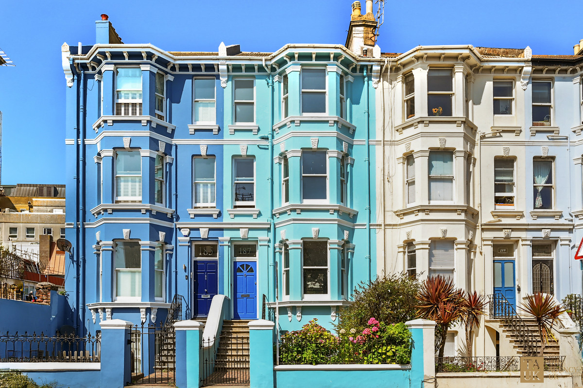 6 bedroom terraced house for sale 0