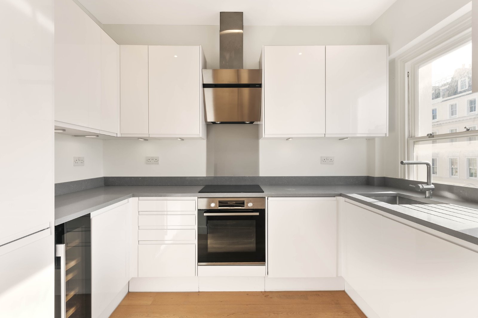 2 bedroom flat for sale 0