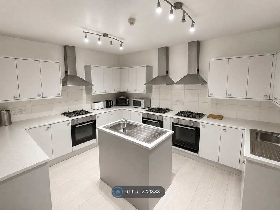 Palatine Road, Blackpool photo 5