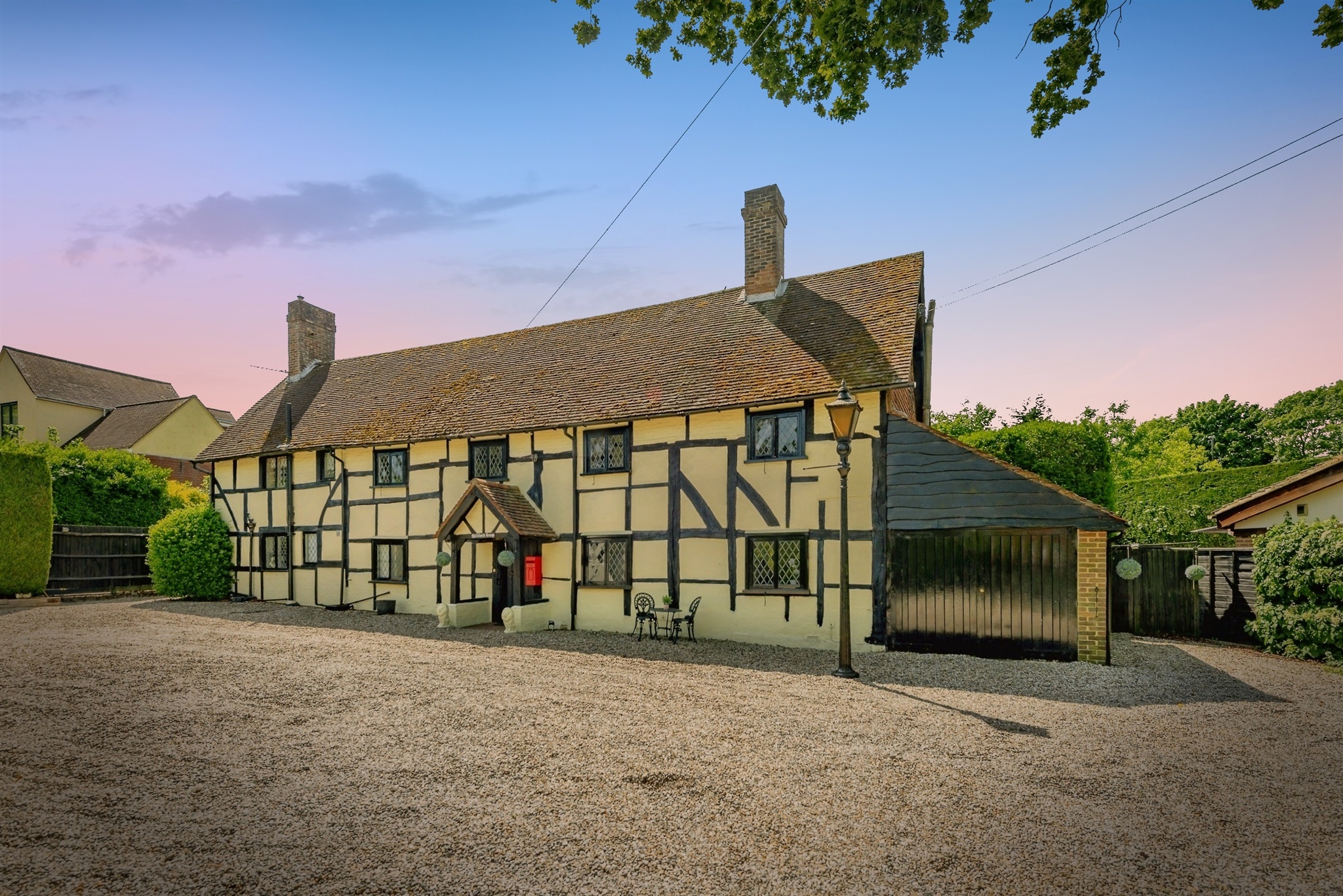 5-bed detached on Hazelwick Grange, Hazelwick Mill Lane, Crawley, £650,000