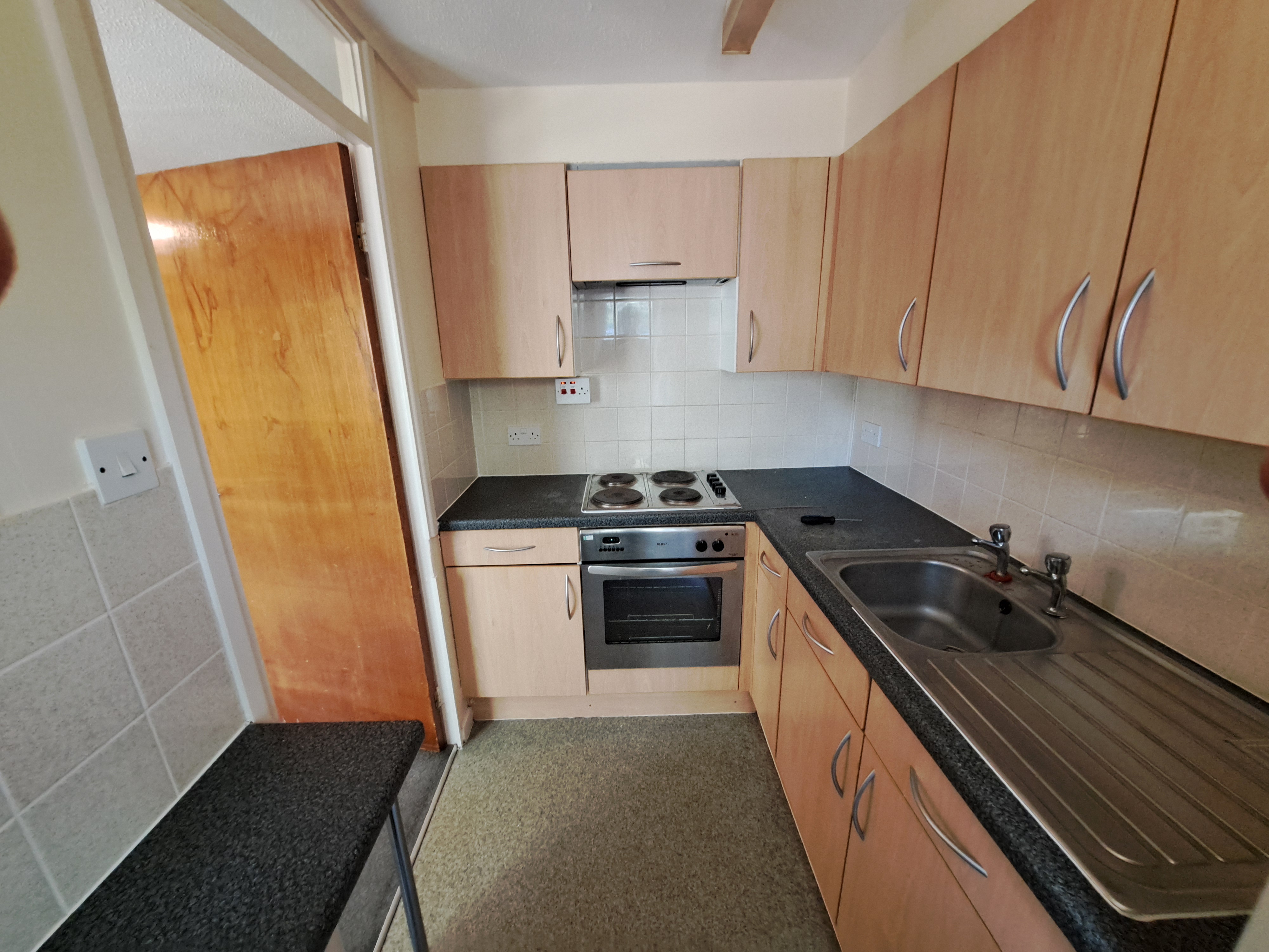 11, York Road, Weybridge photo 4
